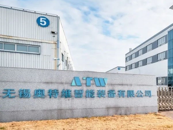 聚焦智造，存储未来 —— 402cc永利登录主页打造储能全栈解决方案引领者